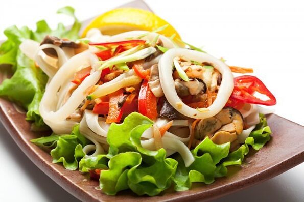 Seafood salad with ginger-based dressing is a healthy potency-boosting dish